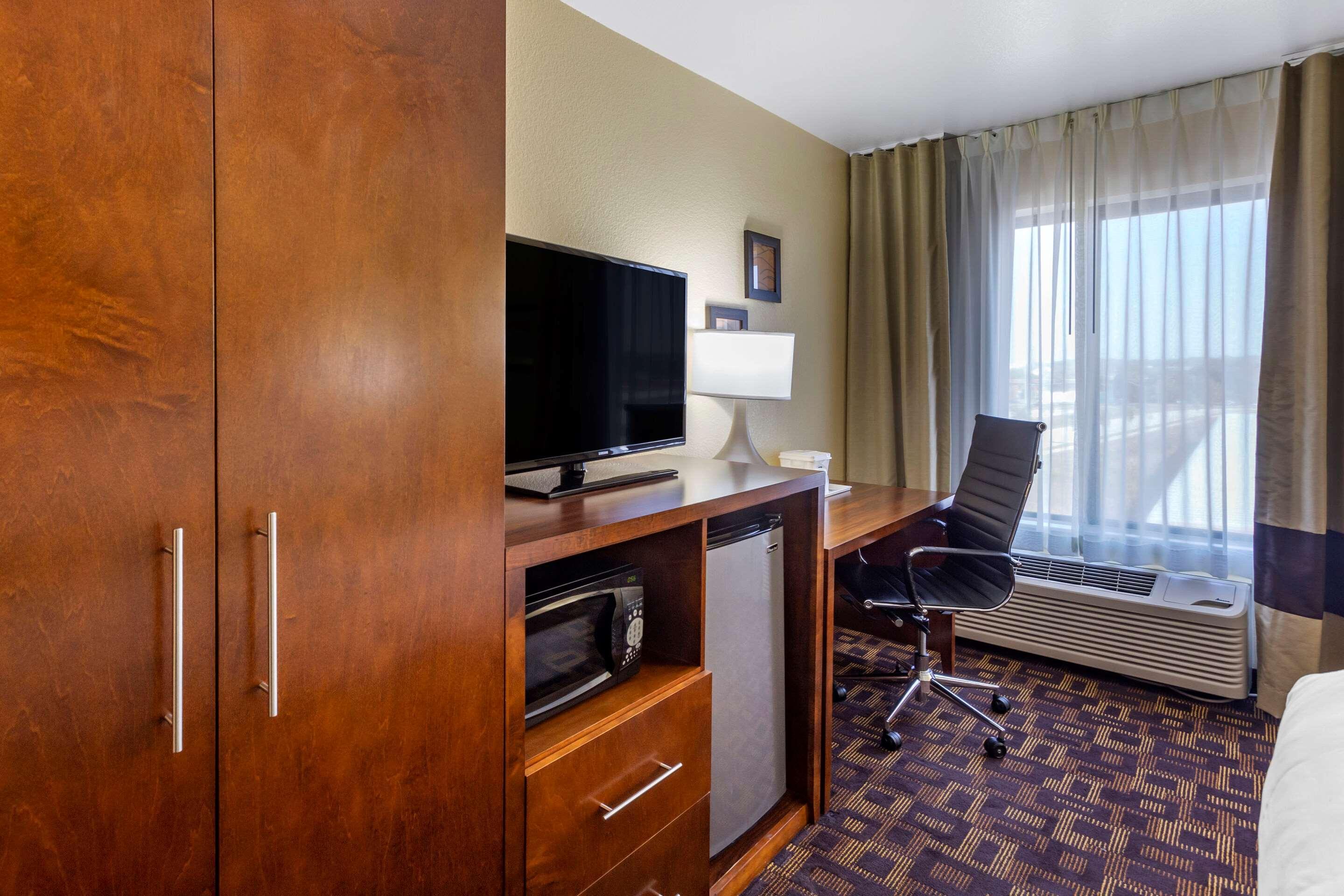 Comfort Inn & Suites North Aurora - Naperville Экстерьер фото